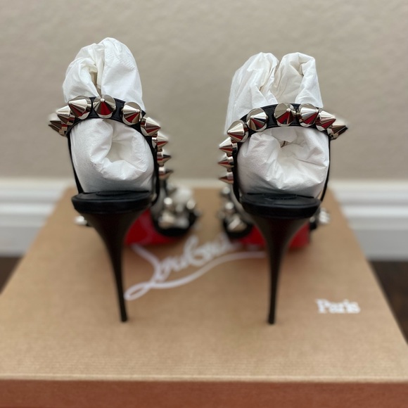 DS CHRISTIAN LOUBOUTIN SPIKITA STRAP 100 size 37 (6.5 US) black - Picture 5 of 9